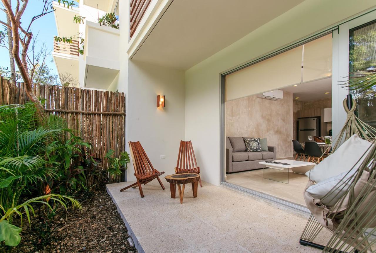 Charming Nature-Inspired Condos With Sultry Surroundings By Stella Rentals 툴룸 외부 사진