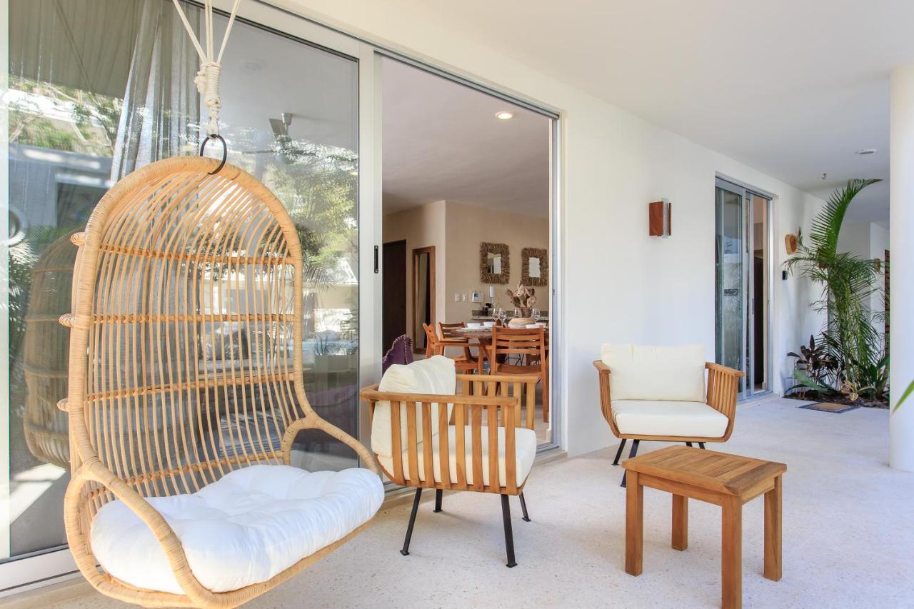 Charming Nature-Inspired Condos With Sultry Surroundings By Stella Rentals 툴룸 외부 사진
