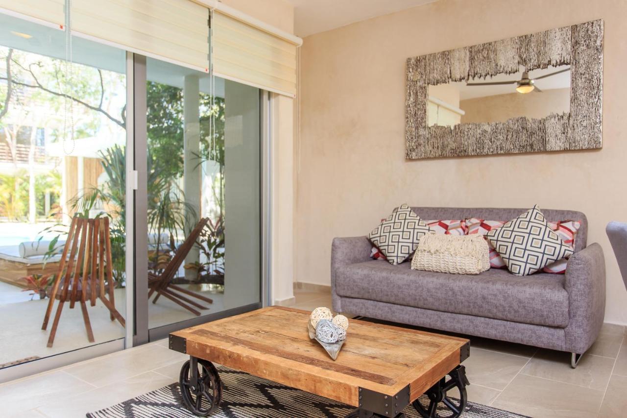 Charming Nature-Inspired Condos With Sultry Surroundings By Stella Rentals 툴룸 외부 사진